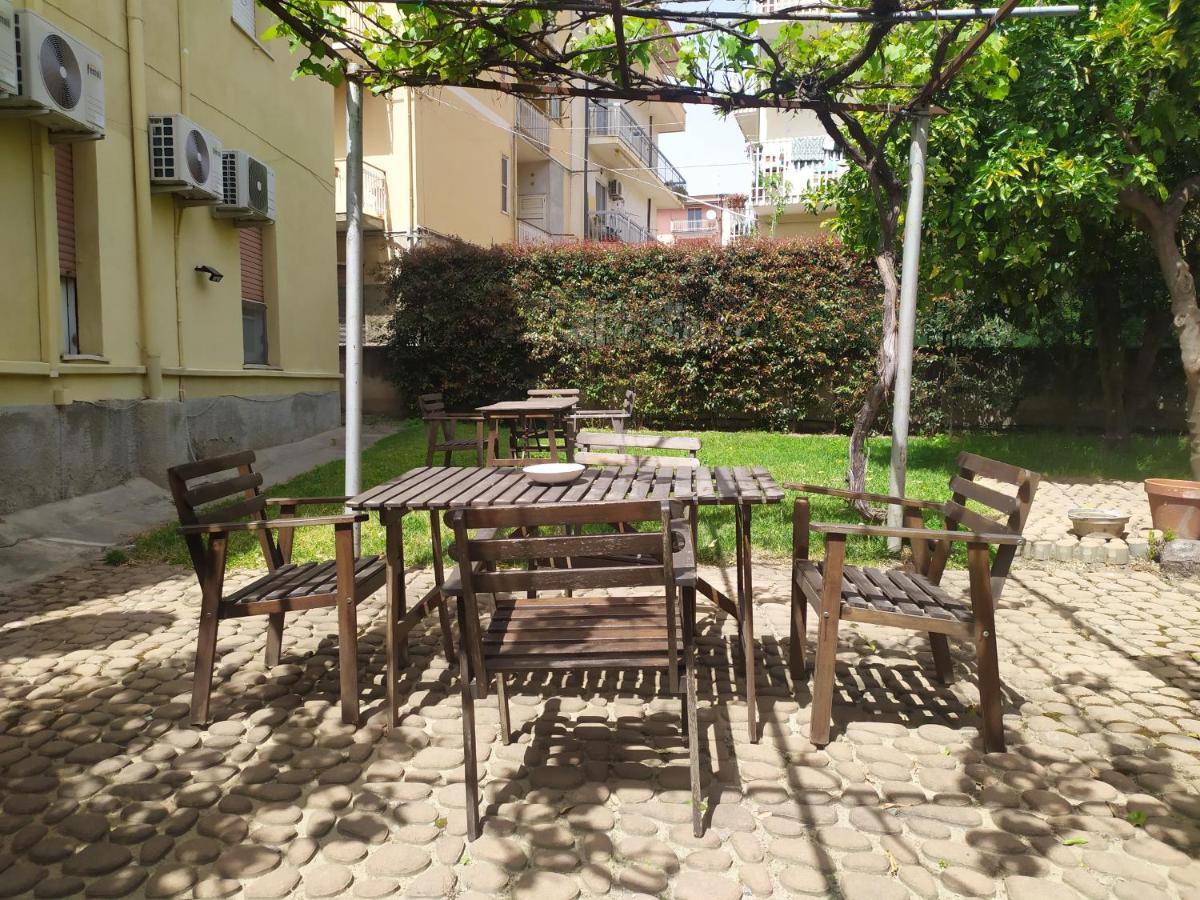 דירות למזיה טרמה Barnet House Lamezia מראה חיצוני תמונה