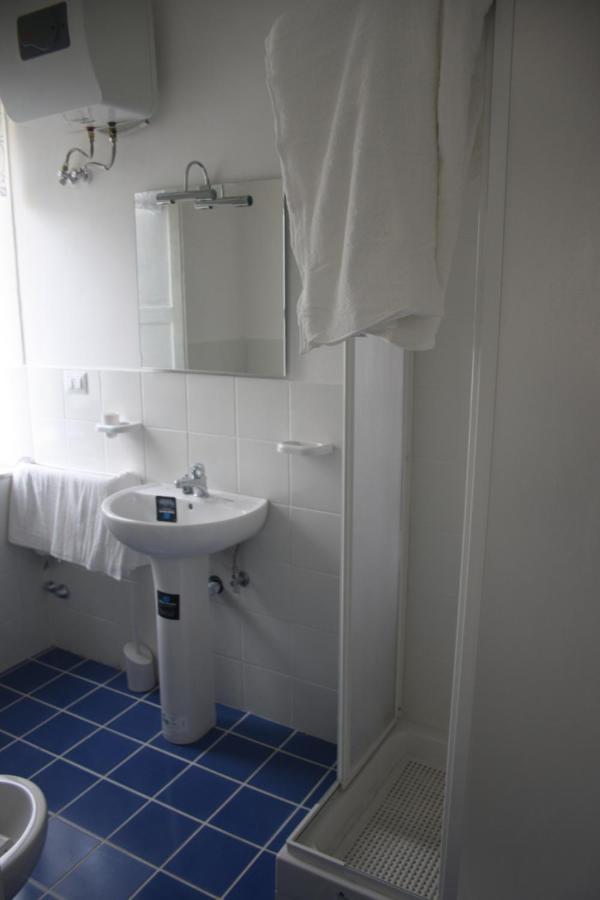 דירות למזיה טרמה Barnet House Lamezia מראה חיצוני תמונה