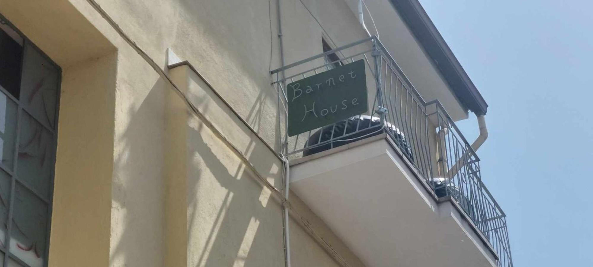 דירות למזיה טרמה Barnet House Lamezia מראה חיצוני תמונה